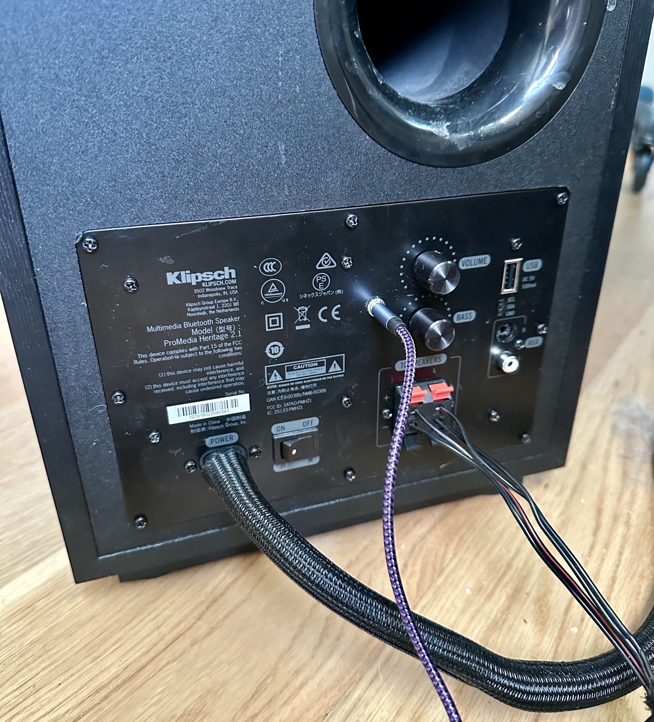 speakers hooked up and working