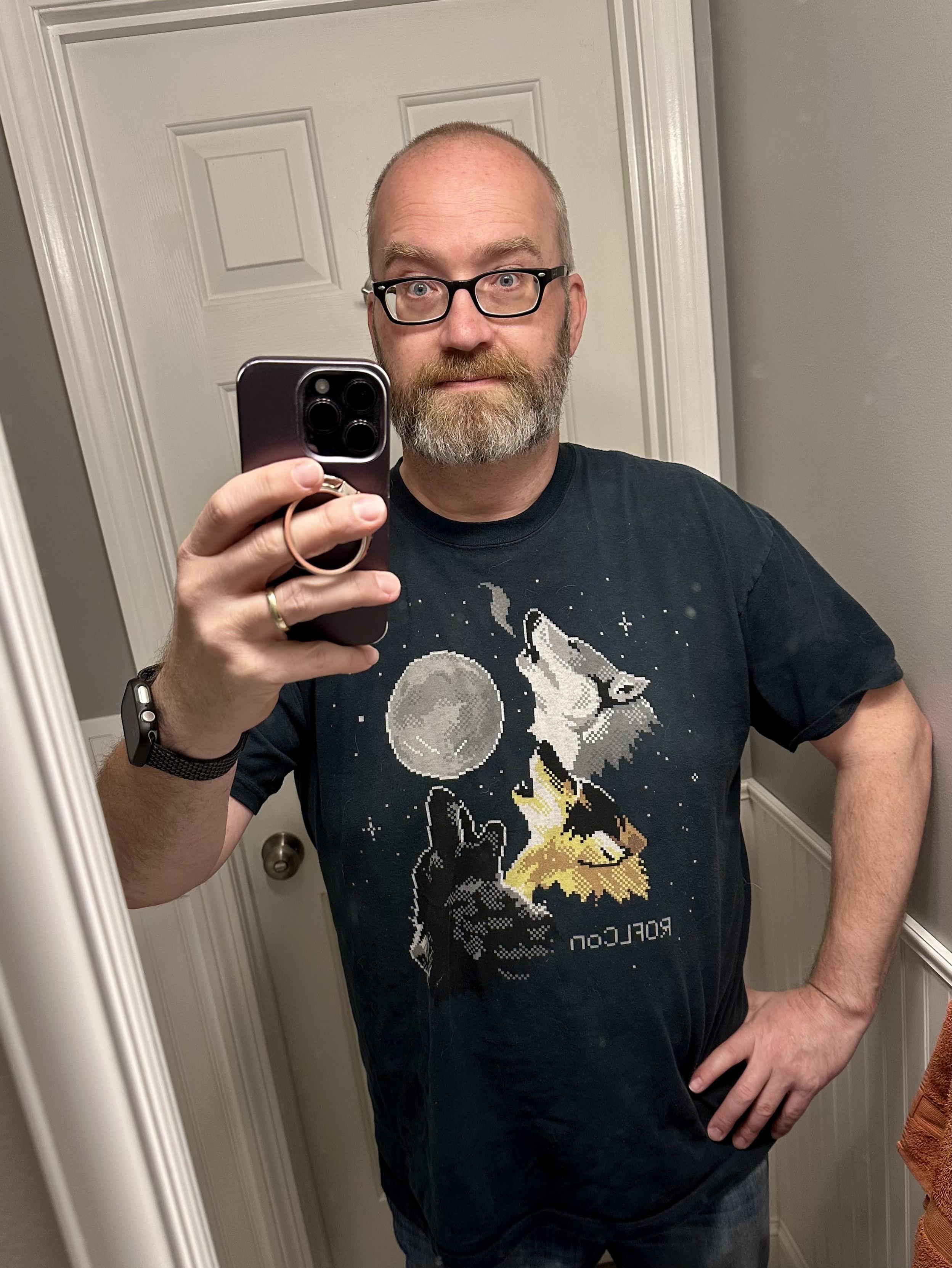 a photo of me wearing the three wolf moon shirt that was given out at ROFLcon II in 2010