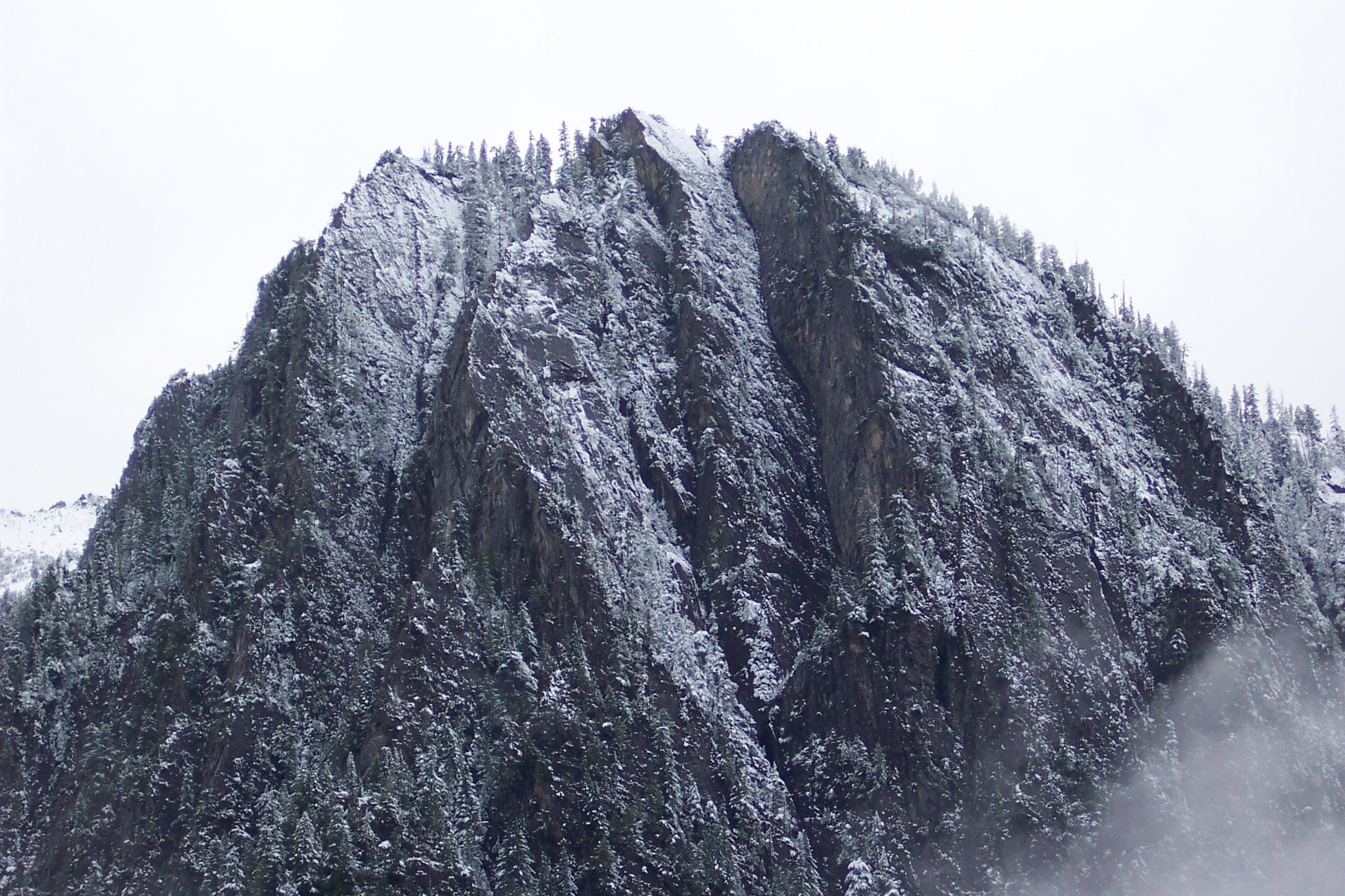 a photo of a snowy mountain
